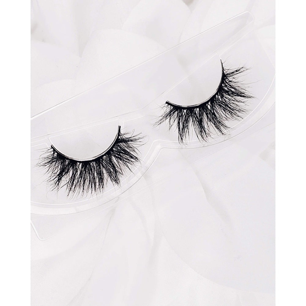 Fabulous Maydn Beauty, best eyelashes, premium eyelashes, best beauty products